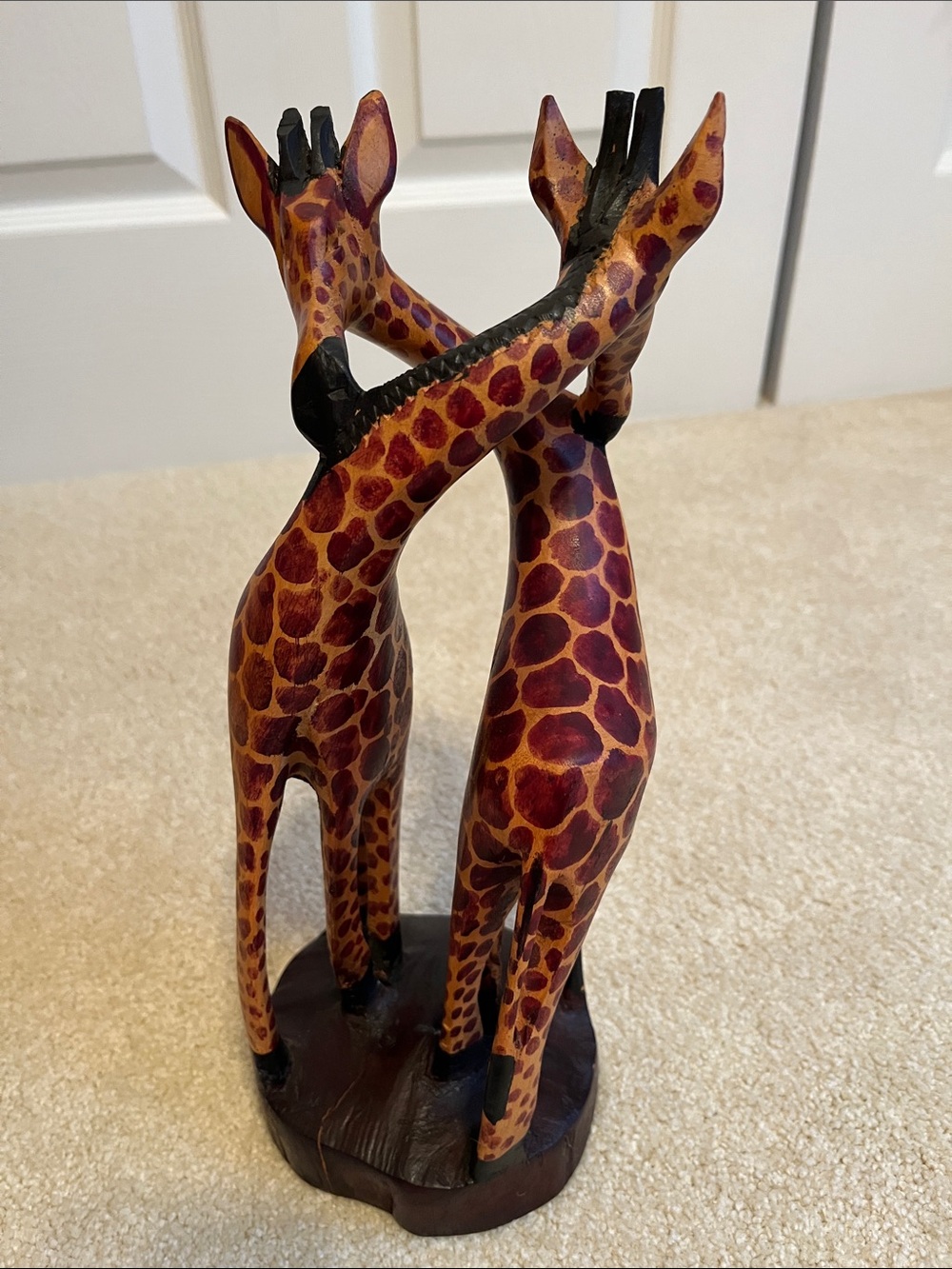 Giraffe Decor, made of wood in Kenya